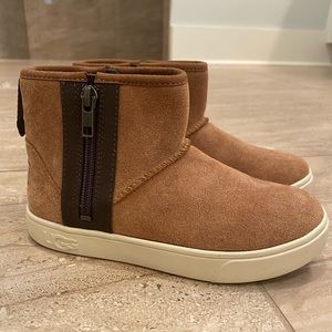 UGG Boys Adler Sneaker Boot - Chestnut, size 13